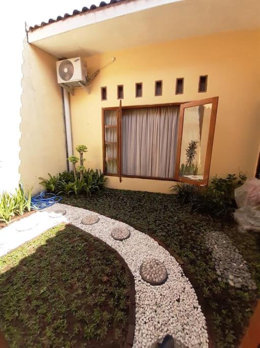 Serasa Rumah Holiday home *